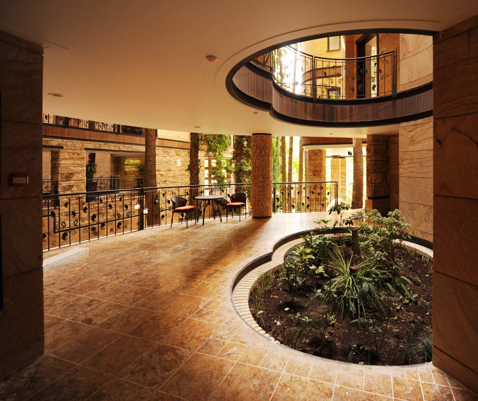 Niavaran - gallery image11