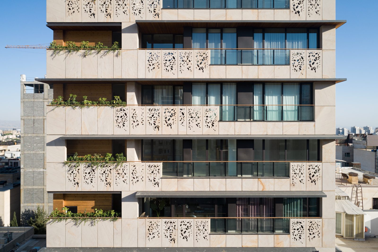 نیکان - gallery image3